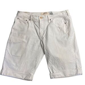 LEVI’S 515 Shorts White Size‎ 14 Cuffed Inseam 11” 10.5” Rise